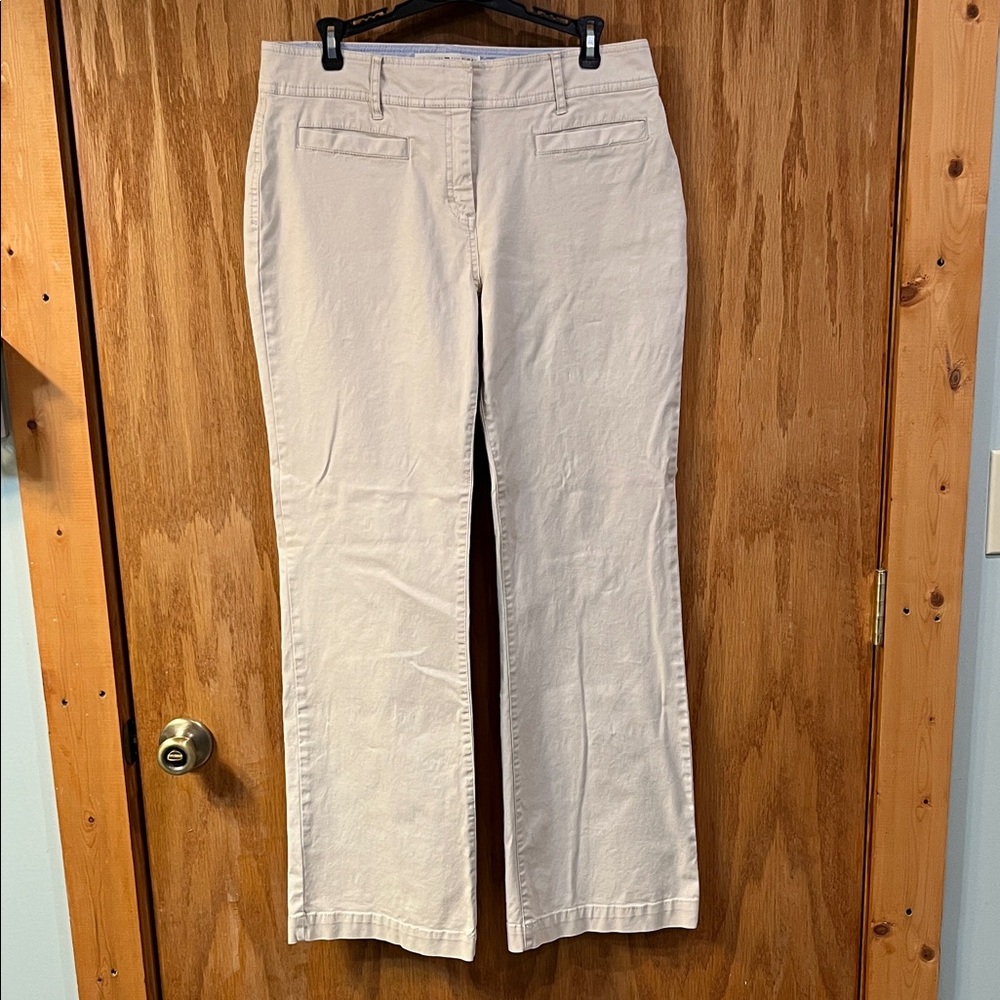 Women’s Tommy Hilfiger Bootcut Khaki Pants - Size 10